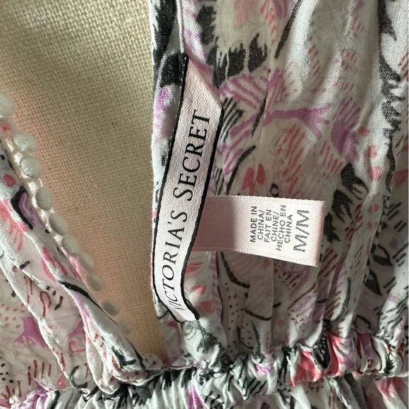 Medium Victoria Secret swimsuit cover up - Picture 5 of 8